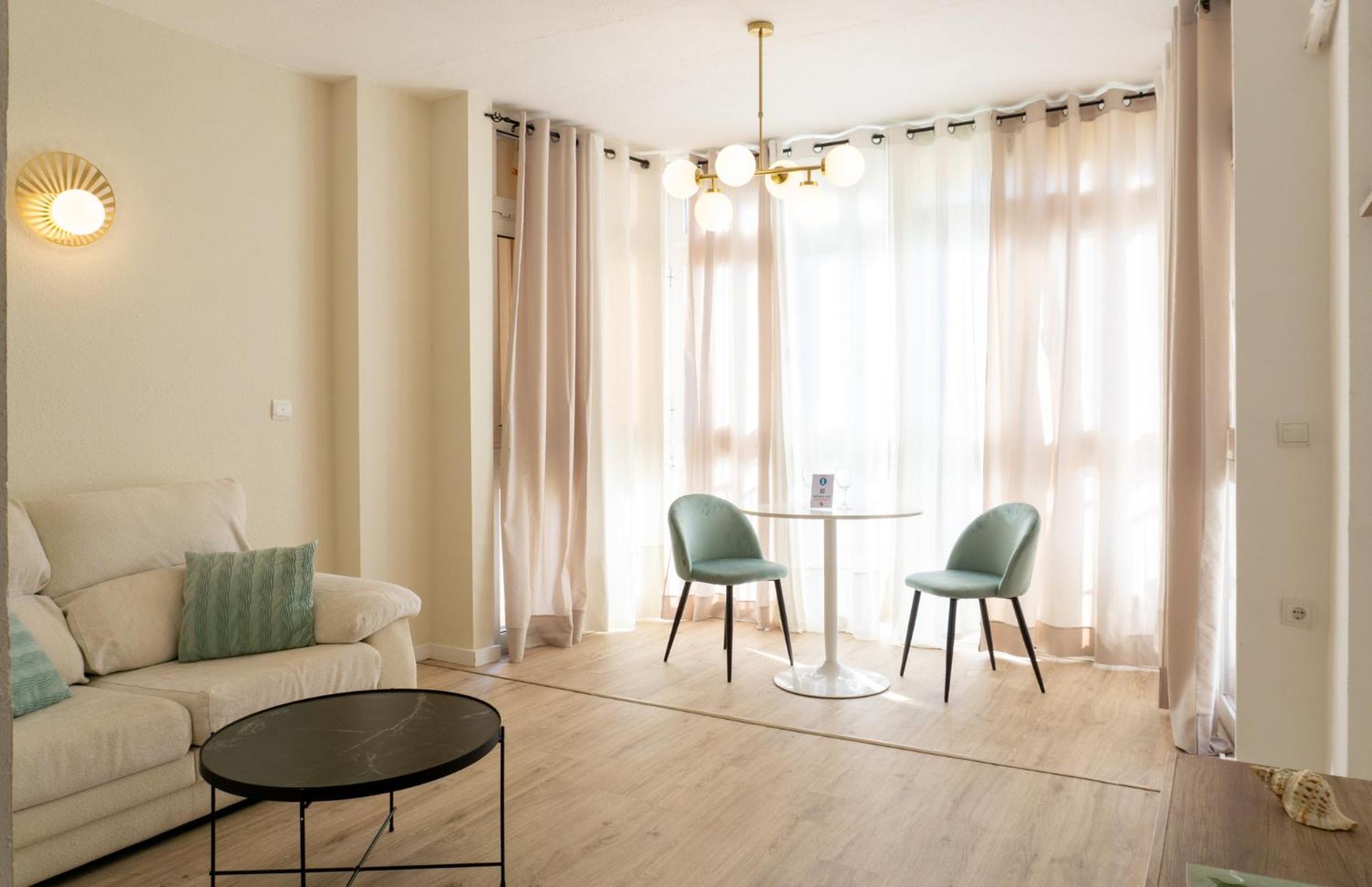 טורמולינוס Apartamento Picasso מראה חיצוני תמונה