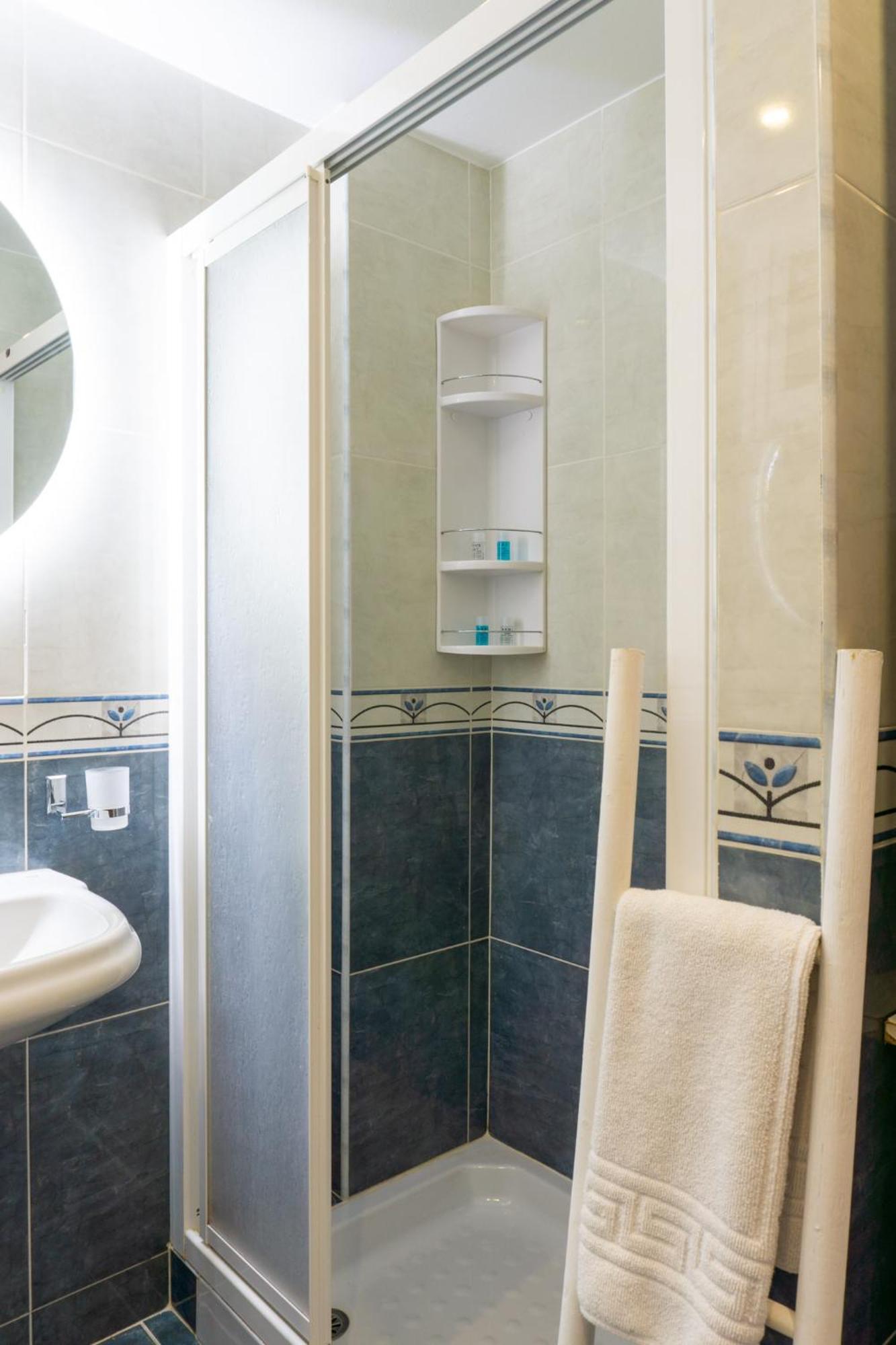 טורמולינוס Apartamento Picasso מראה חיצוני תמונה
